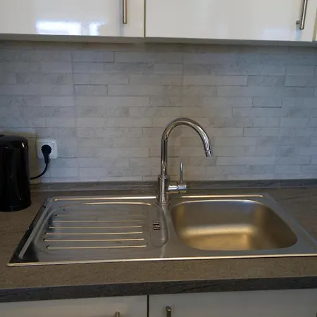 Modernes In Apartamento
